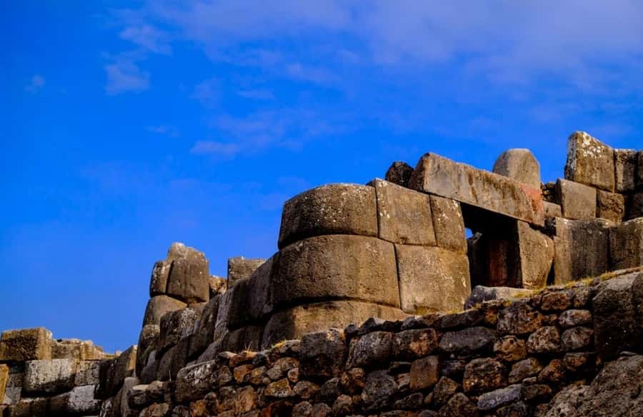 City Tour Cusco Qoricancha Sacsayhuaman y Tambomachay - Sacsayhuamán: the tour’s grandest stop