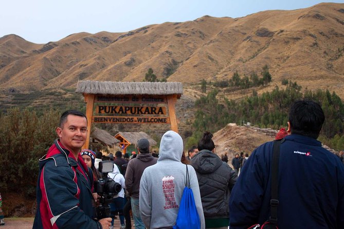City Tour Cusco with Pisco Sour classes (Half day) - Q’enqo, Puka Pukara, and Tambomachay