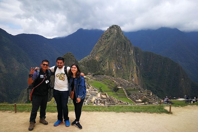 City Tour, Sacred Valley, Machupicchu and Maras Moray in 5 Days - Day One: Cusco, Qorikancha, and the Four Ruins