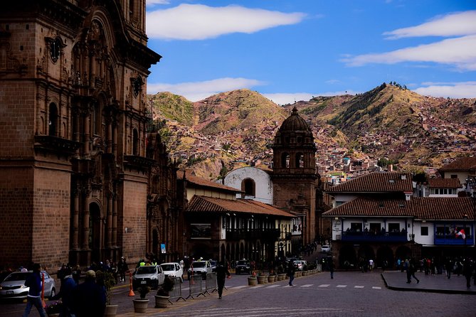 City walking tour by the Magical Cusco - Plaza de Armas: Cusco’s grand center