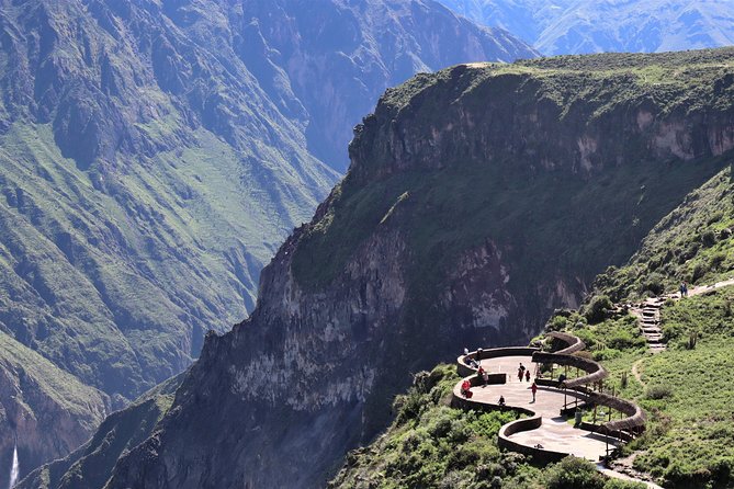 Colca Canyon / 2 Day 1 Night Trek - The overnight stay below the canyon rim