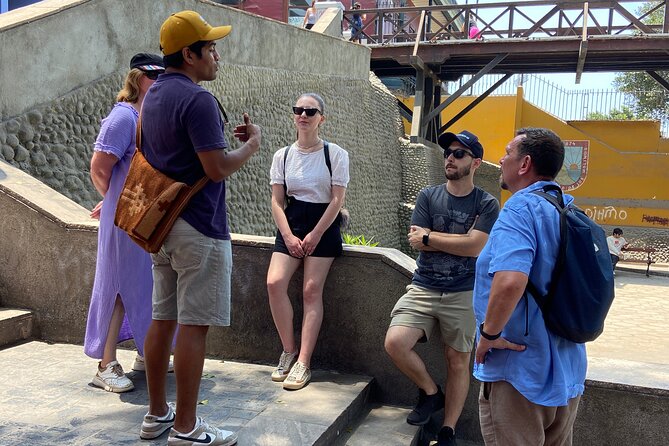 Colorful Barranco Tour and Street Art - The guides and the quality of the explanations