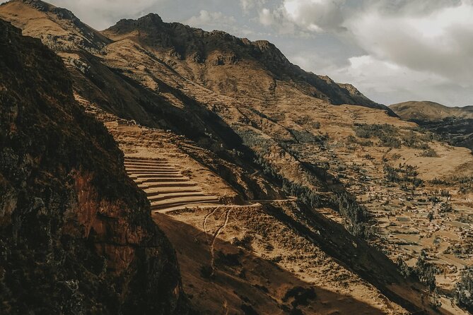 Combo Sacred valley Pisac Moray Salt mines and Ollantaytambo - Leaving Cusco between 6:30 and 7:00 am
