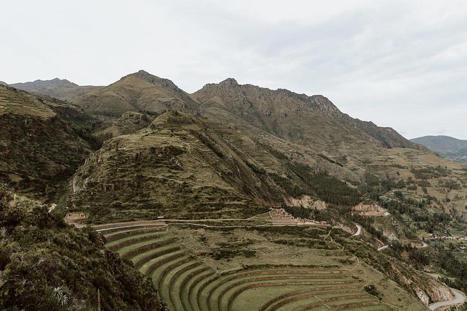 Complete Sacred Valley Tour (Full Day) - Chinchero: Weaving, Adobe Streets, and an Inca Site