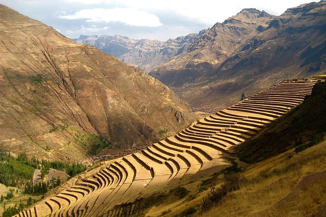 Complete Sacred Valley Tour Small group Pisac, Maras, Moray & Ollantaytambo - Pisac Market: a short stop with a commercial edge