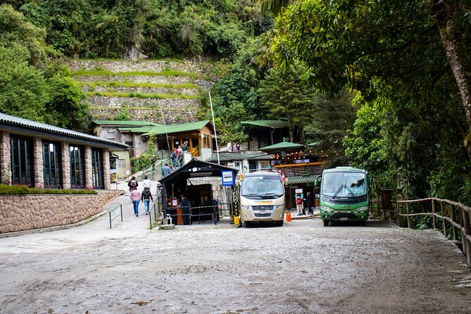 Complete tour from Cusco to Machu Picchu by Train - Three hours inside Machu Picchu on Circuit 2