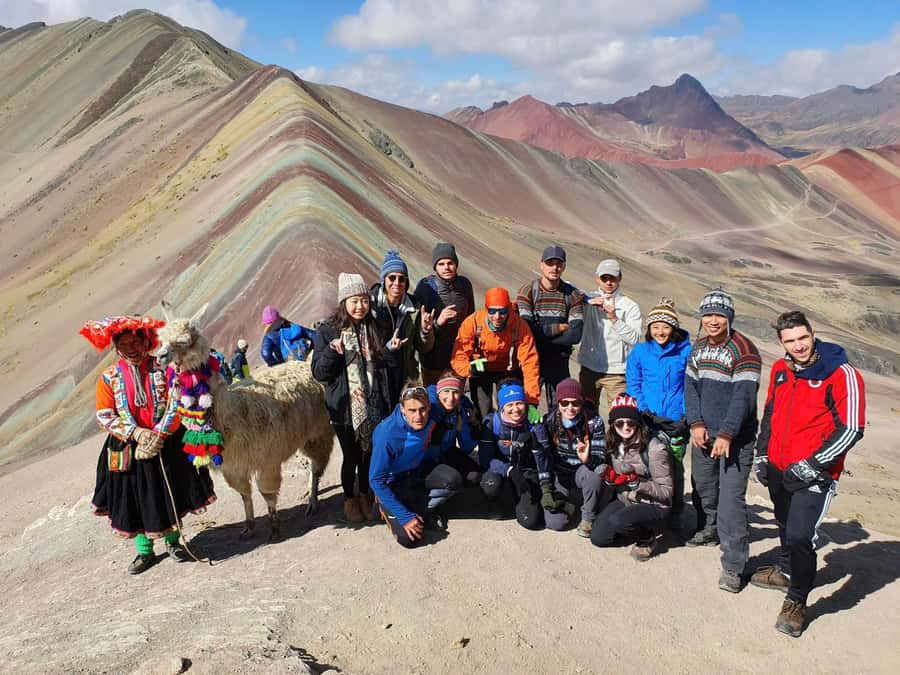 Cusco: #1 Rainbow Mountain & Red Valley Day Trip with Meals - Buffet lunch brings the day back to earth