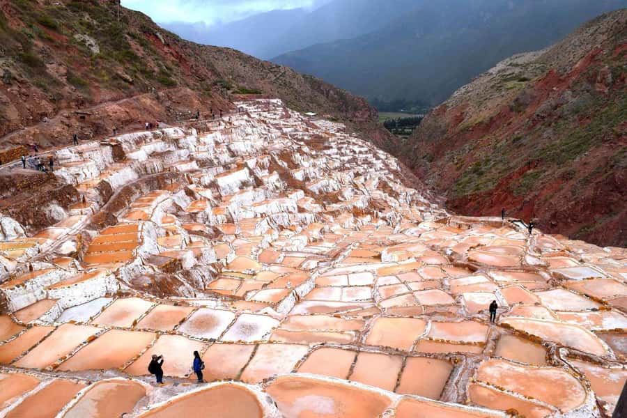 Cusco: 6-Day Andean Jewels Experience - Day 2: Chinchero, Moray, Maras, and the train to Aguas Calientes