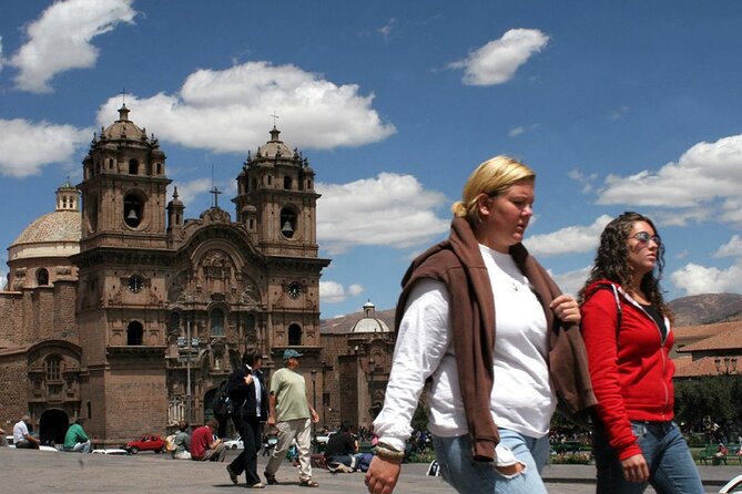Cusco Airport Shared Arrival Transfer - What the Drivers and Guides Add