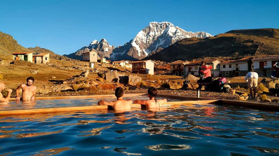 Cusco: Ausangate Tour 7 Lagoons full day - Wildlife along the route