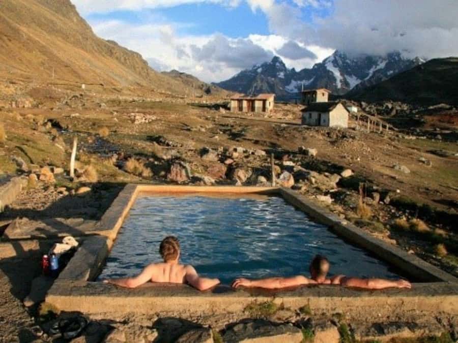 Cusco: Ausangate Tour Seven Lagoons + meals - Returning to Pacchanta for lunch