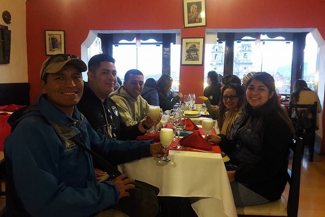 Cusco by Night: Planetarium Cusco, Dinner, and Pisco Sour - The sunset pisco sour