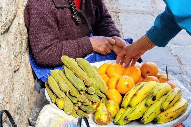 Cusco by Night: Walking tour, Pisco Sour Lesson, Dinner - What the $99 price really covers