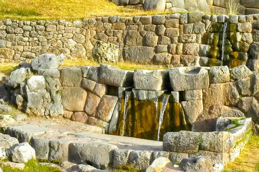 Cusco: City and Nearby Ruins 5-Hour Guided Tour - Sacsayhuaman and the power of fitted stone
