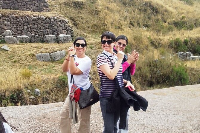 Cusco: City Tour Half Day Tour with Sacsayhuaman and Q’enqo - Q’enqo, a quieter and more puzzling stop