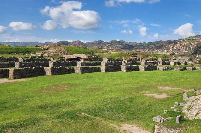 Cusco: City Tour - Mystical Ruins - Guides, language, and group size