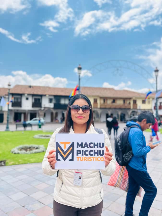 Cusco: City Tour Photographic Experience - Transport and guide service make the route easier
