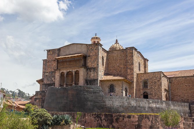 Cusco City Tour: Sacsayhuaman Koricancha Tambomachay Cathedral - Starting in central Cusco at Qorikancha