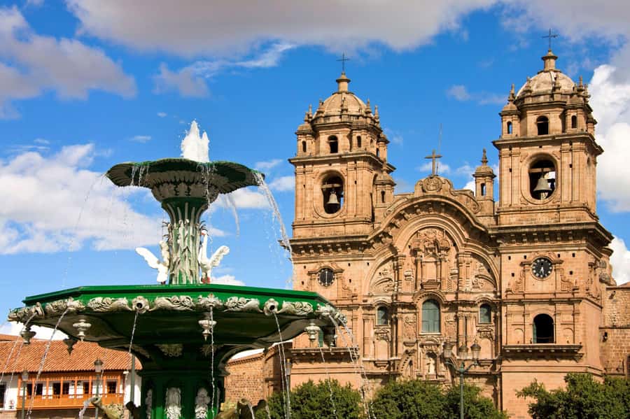 Cusco: City Tour with Inca Archaeological Treasures - Qoricancha: where Inca religion meets Spanish Cusco
