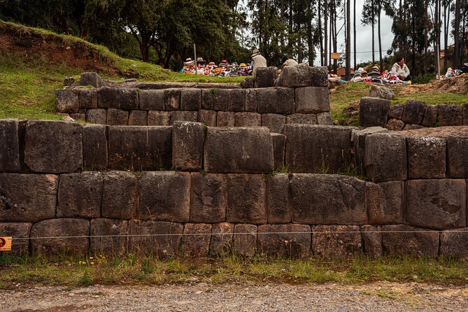Cusco City Tour with Sacsayhuaman & Coricancha Entrance Tickets - Tambomachay: carved channels and water worship