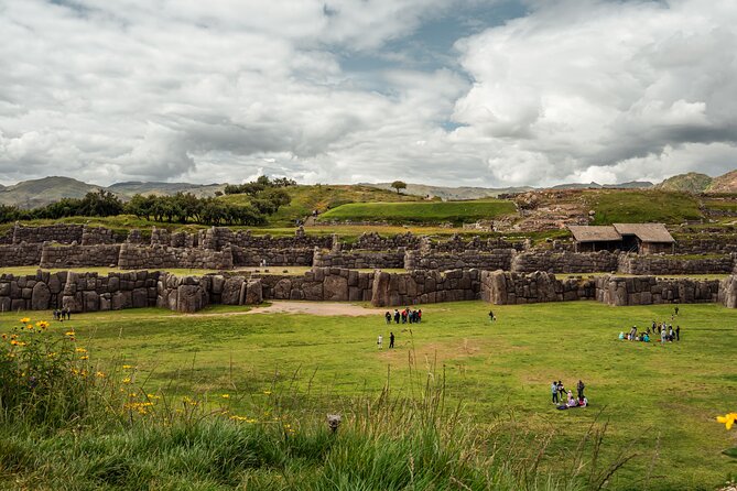 Cusco City Tour with Sacsayhuaman & Coricancha Entrance Tickets - Sacsayhuamán: massive walls above Cusco