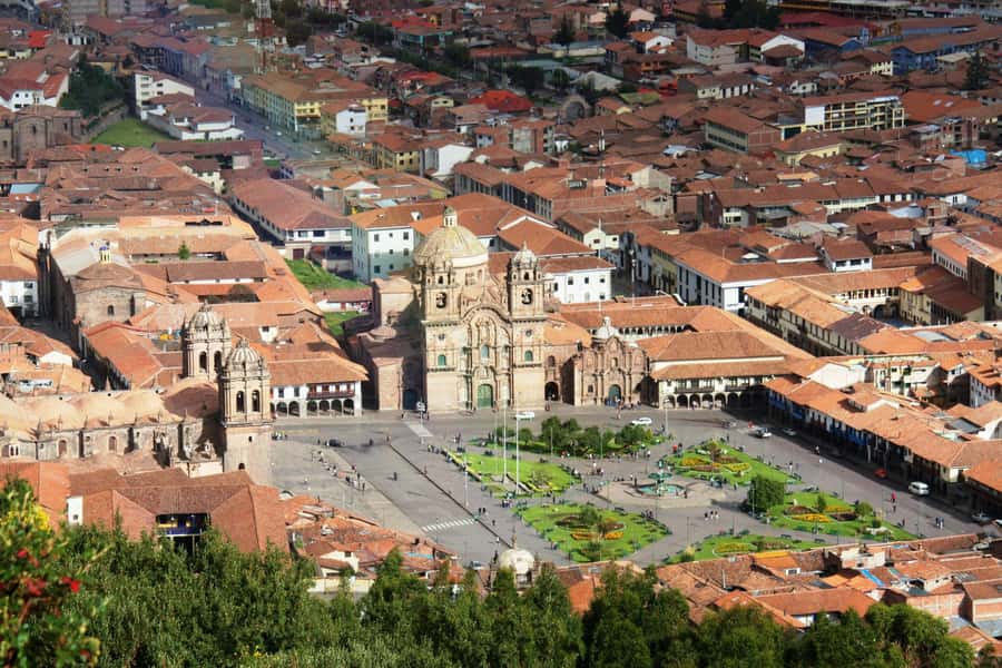 Cusco: Cultural Walking Tour with Local Guide⭐⭐⭐⭐⭐ - Qoricancha and the Inca palace story