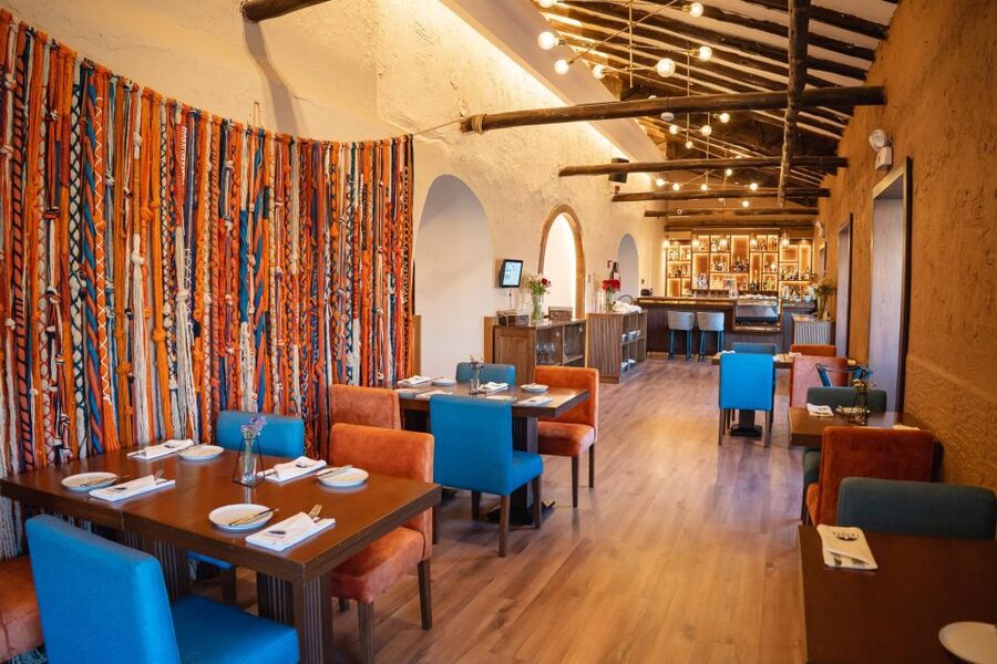 Cusco: Folkloric Andean Show & 3-Course Dinner at Tunupa - Small details that can make the evening better