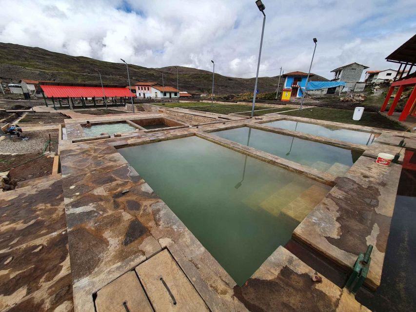 Cusco : full day 7 lagoons with lunch - Ausangate, water color, and the appeal of natural scenery