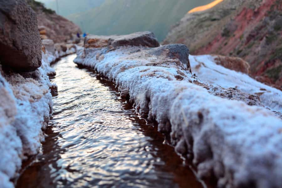 Cusco: Full-Day Sacred Valley and Maras Tour - Urubamba provides the midday reset