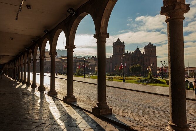 Cusco: Half-Day City Tour with Sacsayhuaman and Qenqo - Guides, languages, and the rhythm of the day