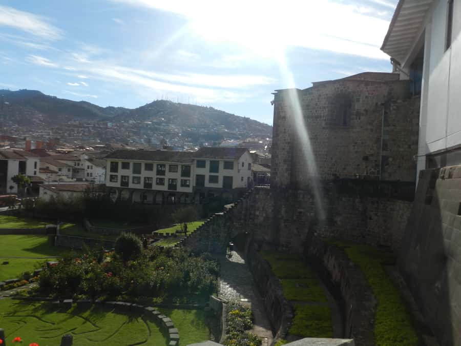 Cusco: Half-Day Historic City Tour - The textile center is useful, but expect a sales pitch
