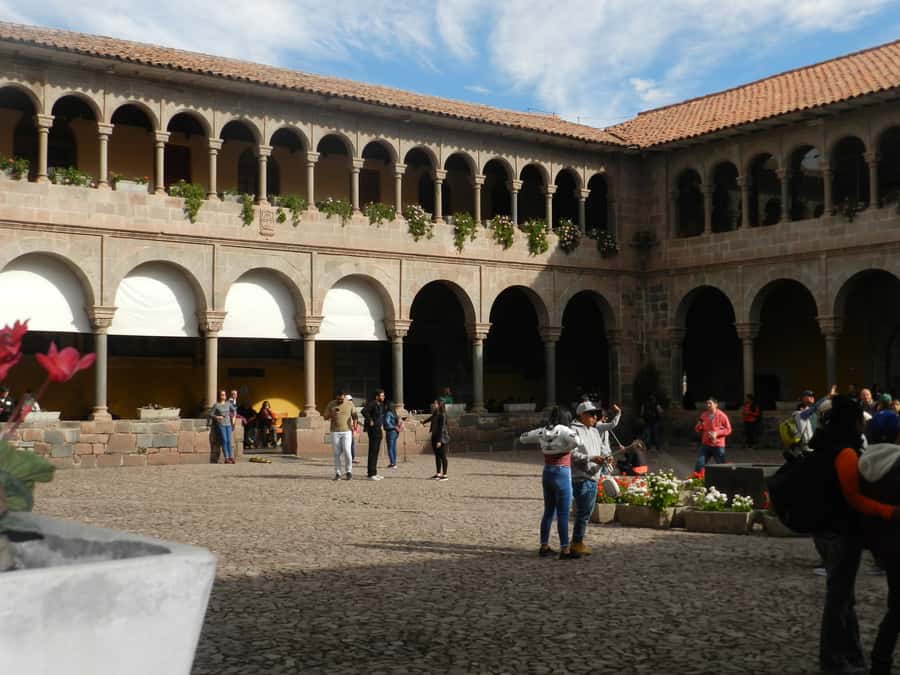 Cusco: Half-Day Historic City Tour - The Cathedral of Cusco starts the historical story