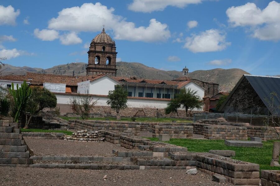 Cusco Highlights Walking Tour: History, Culture, Traditions - Nazarenas, Inka Roca, and the 12-Angle Stone