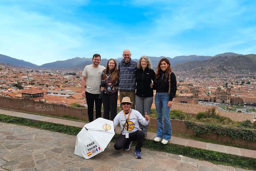 Cusco: Historic Walking Tour with Pisco Sour and Music Show - Starting in the Plaza de Armas