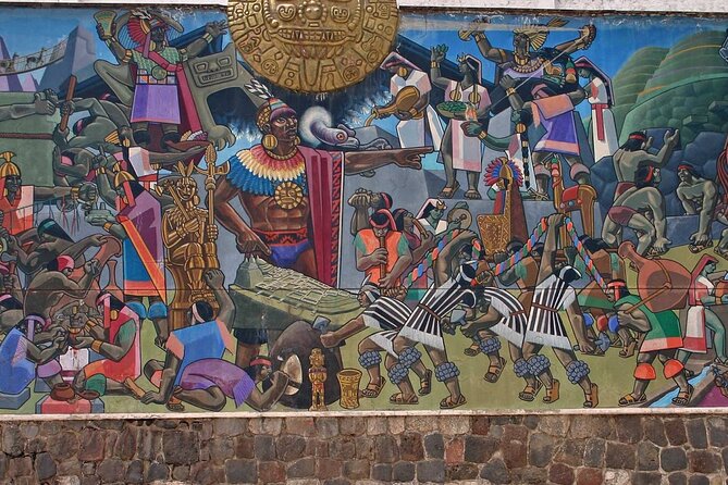 Cusco Hop-On Hop-Off Tour - The Plaza de Armas gives the tour a central finish