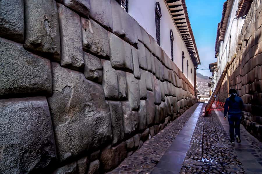 Cusco: Legends and History Night Tour with Pisco Sour - Ending with a Pisco Sour near the main square