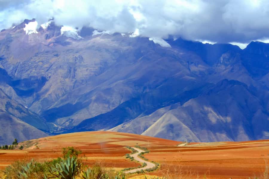 Cusco: Maras and Moray Tour ending in Ollantaytambo - Lunch in Urubamba and the Sacred Valley drive