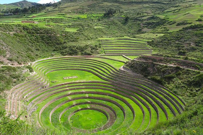 Cusco: Maras, Moray & Salineras Salt Mines Exclusive Private Tour - Agriculture, alpaca wool, and local context
