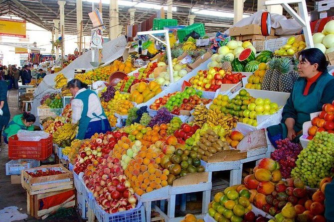 Cusco Markets and Ruins Small Group Tour - Q’enqo and the short walk to Cristo Blanco