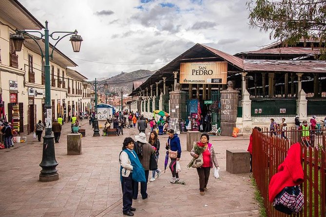 Cusco Markets and Ruins Small Group Tour - Sacsayhuaman and its enormous stonework
