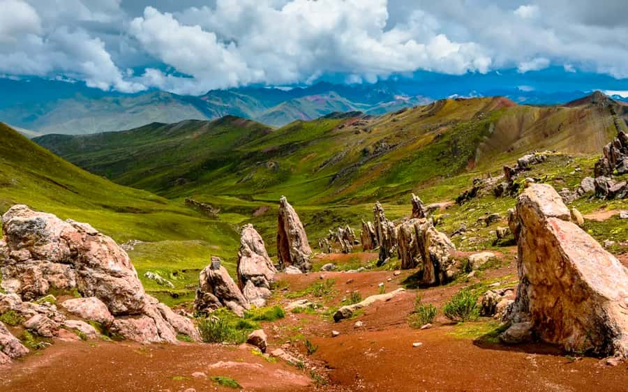 Cusco: Mountain of 7 colors Vinicunca and the Red Valley (optional) - Cusipata breakfast gives the day a useful pause