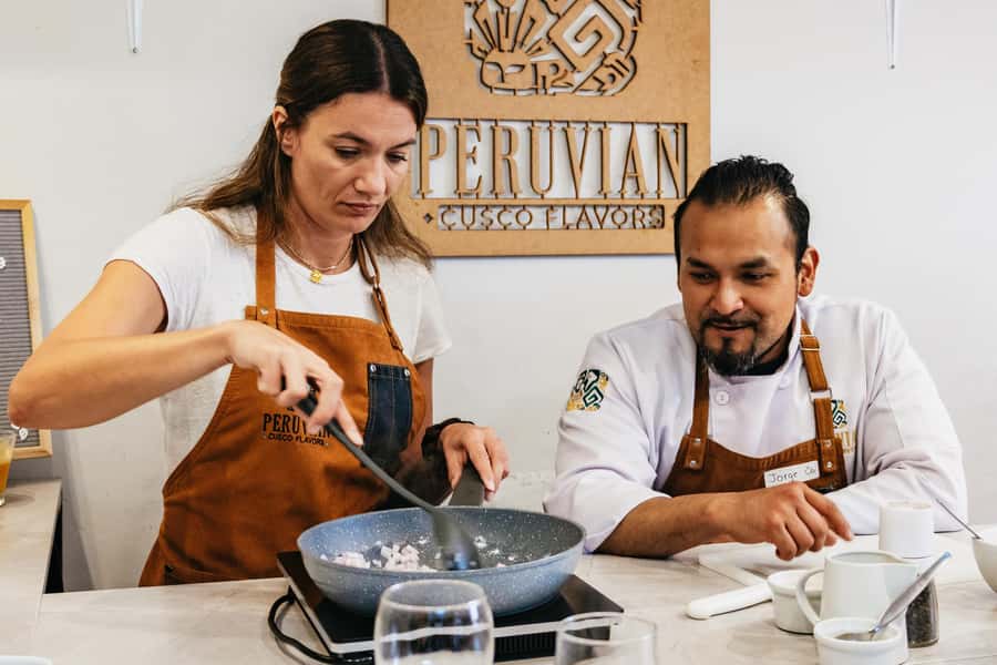 Cusco: Peruvian Cooking Class, Cocktails & Local Market Tour - Practical details for a smoother afternoon