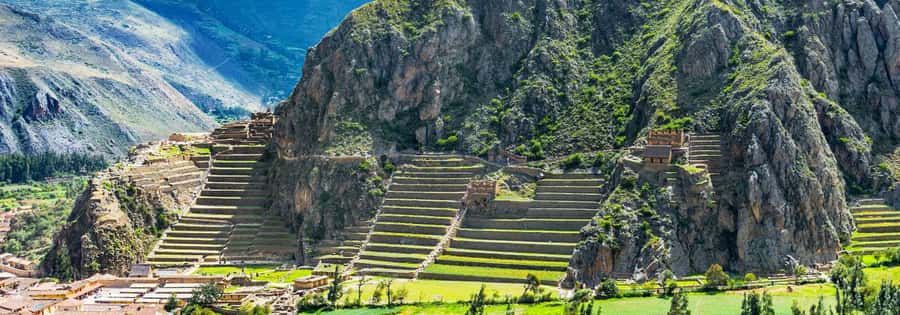 Cusco: Pisac, Ollantaytambo, & Chinchero Sacred Valley Tour - Urubamba: a lunch pause beside the Vilcanota