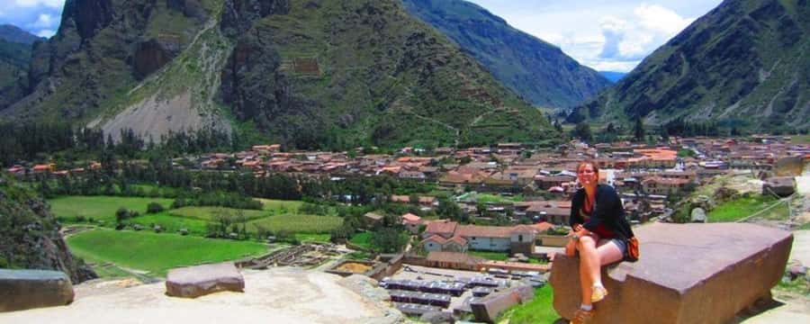Cusco: Sacred Valley and Salt Mines Ending in Ollantaytambo - Chinchero, where textiles meet colonial art