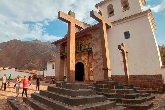 Cusco: Scenic Sun Route to Puno with Buffet Lunch - 6:00 a.m. departure from Cusco