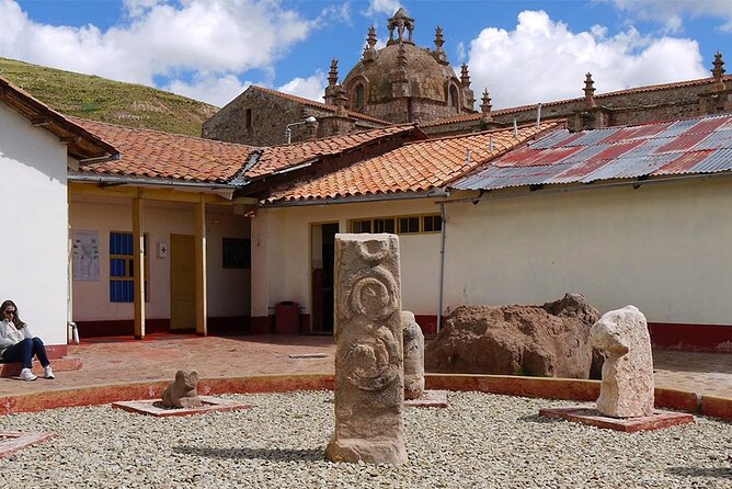 Cusco: Scenic Sun Route to Puno with Buffet Lunch - Raqchi and the huge Temple of Wiracocha