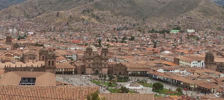 Cusco: Sightseeing Tour of the City on an Open-Top Bus - Sacsayhuamán, a quick look at Cusco’s great stone fortress
