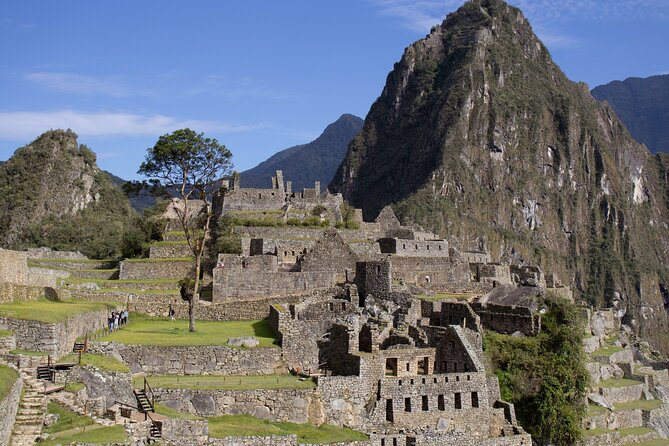 Cusco to Machu Picchu Full-Day Tour : Vistadome & Observatory Train - Ollantaytambo and the Vistadome train