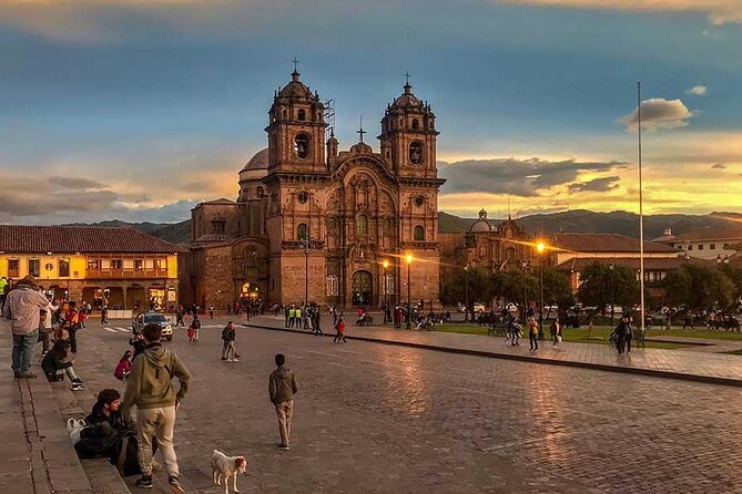 Cuzco City Tour and Archaeological Ruins in Half Day - Plaza de Armas: start with Cusco’s center