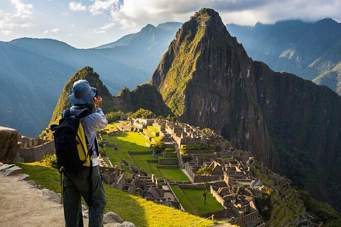 Cyberday Machu Picchu tour By Train 1 Day / Travel until December - Lunch, hot springs, and the clock